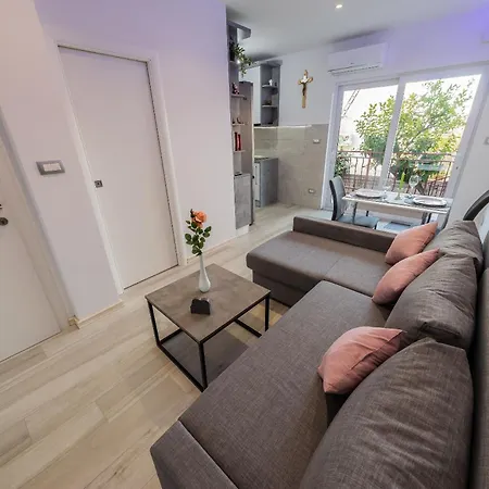 Monika Daire Kastela