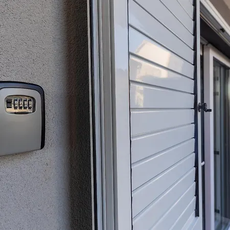 Daire Monika Kastela