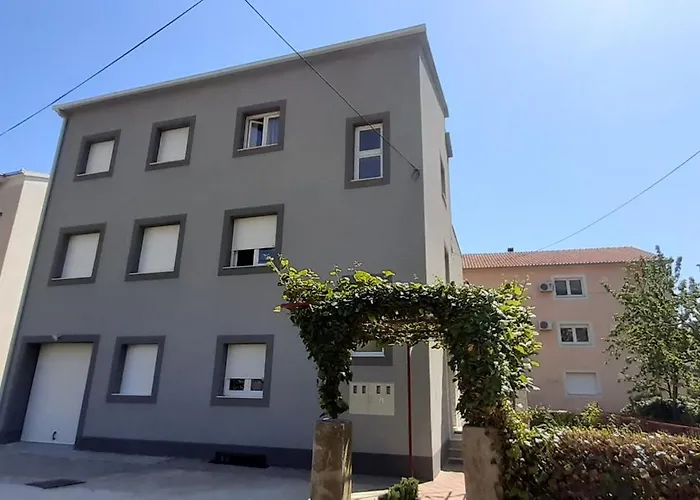 Monika Apartment